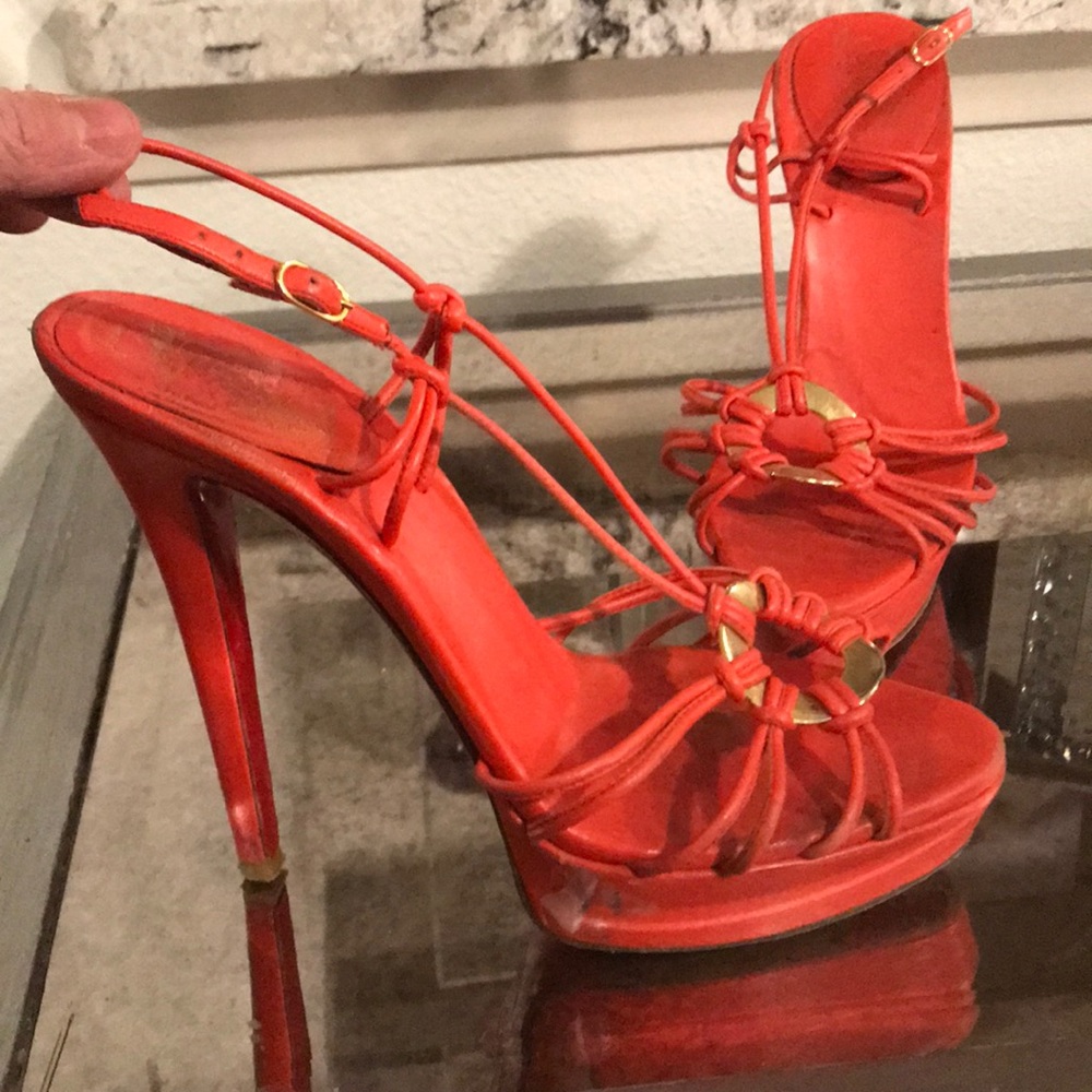 Authentic Christian louboutin